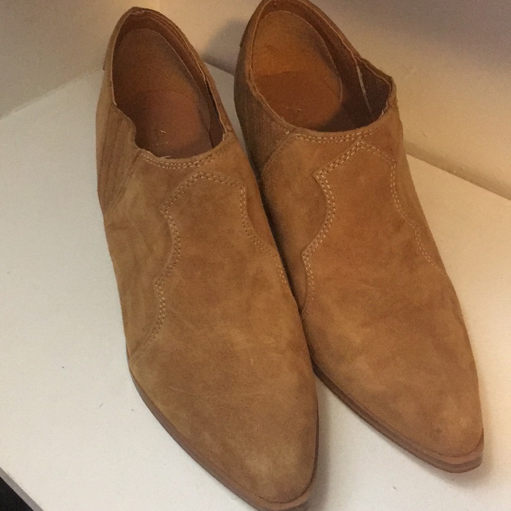 👢SALE Western Style suede Aldo ankle boots